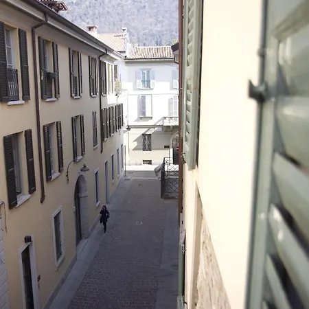 A Casa Di Irene * Como